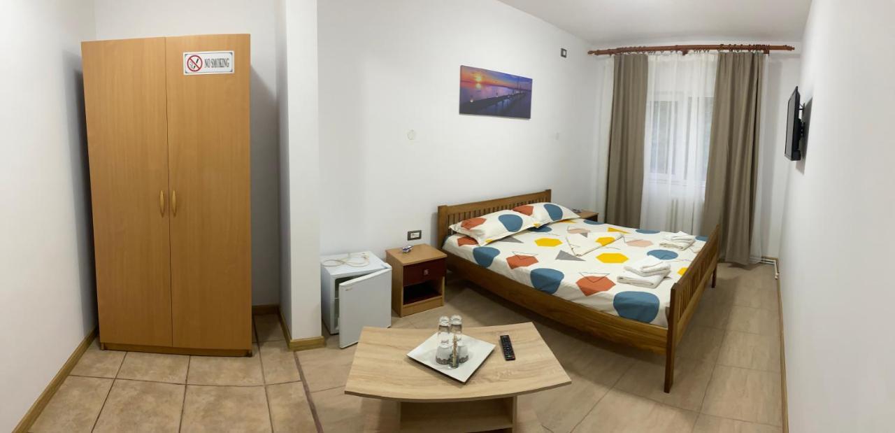 Apartamento Raven Comstar Corbu  Exterior foto