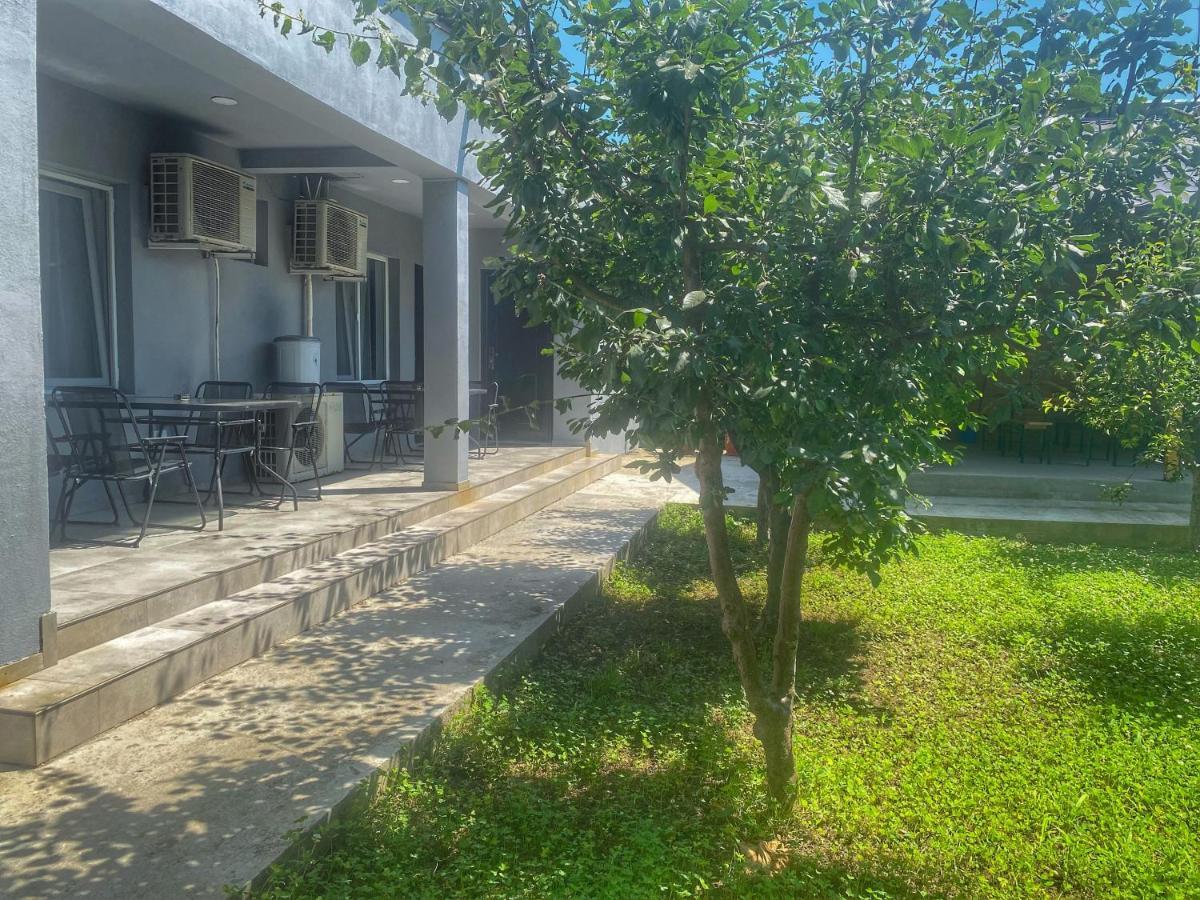 Apartamento Raven Comstar Corbu  Exterior foto