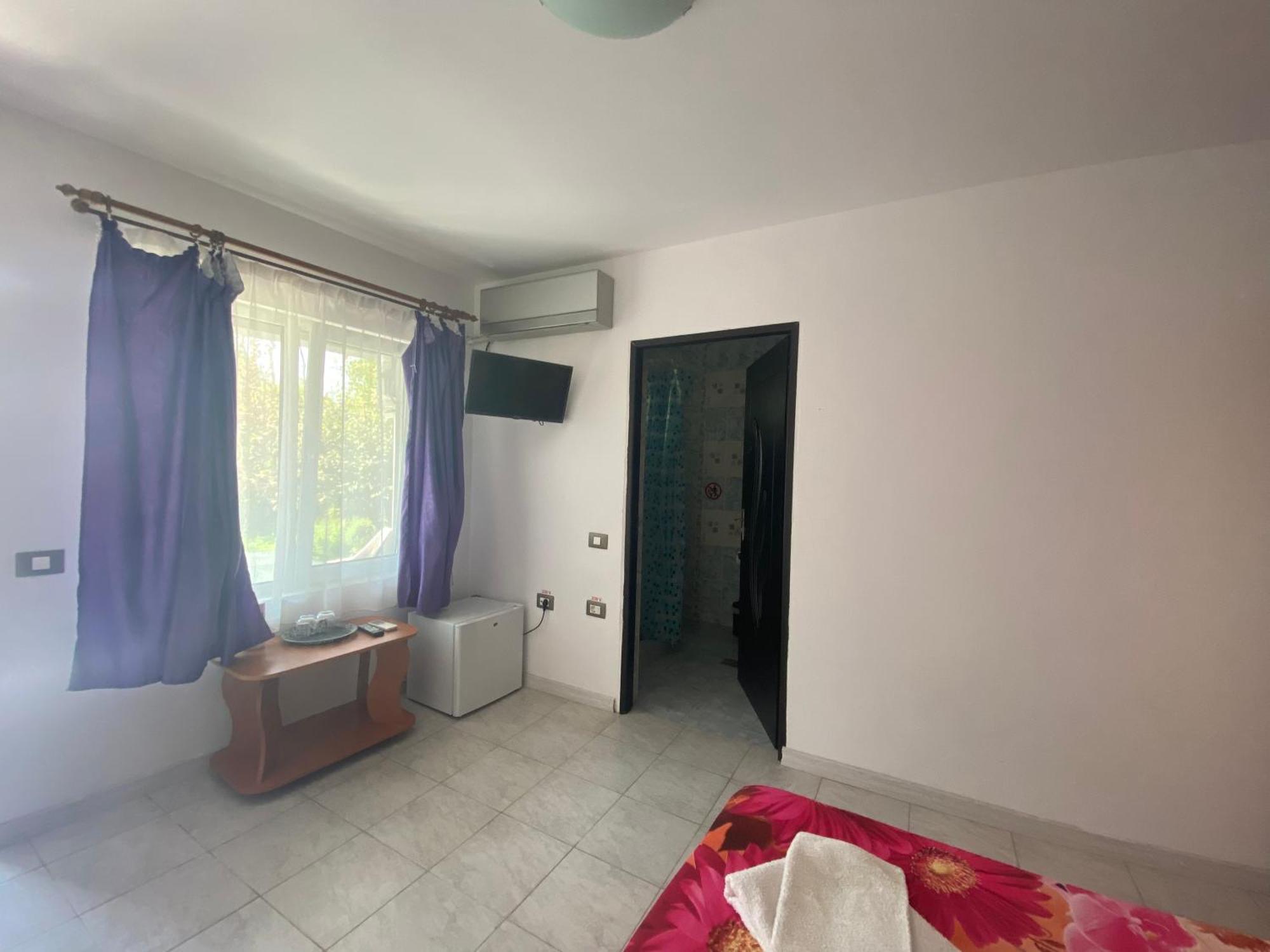 Apartamento Raven Comstar Corbu  Exterior foto