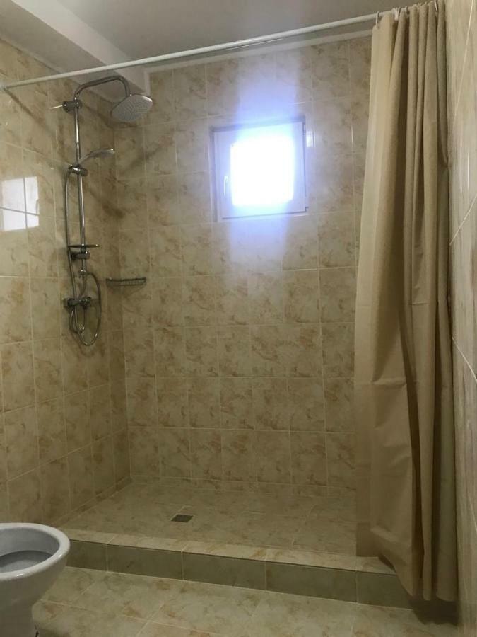Apartamento Raven Comstar Corbu  Exterior foto