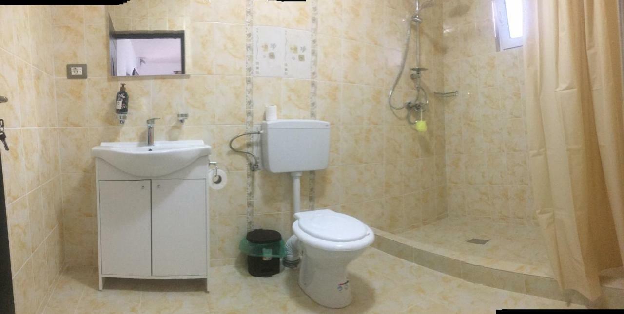Apartamento Raven Comstar Corbu  Exterior foto